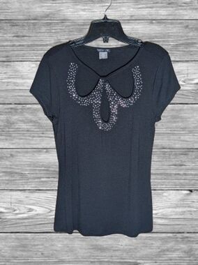 VENUS Black Short-Sleeve Top with Petal Collar and Stud Embellishment